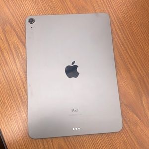 brand new ipad. only have had for 2 weeks. lightly used.